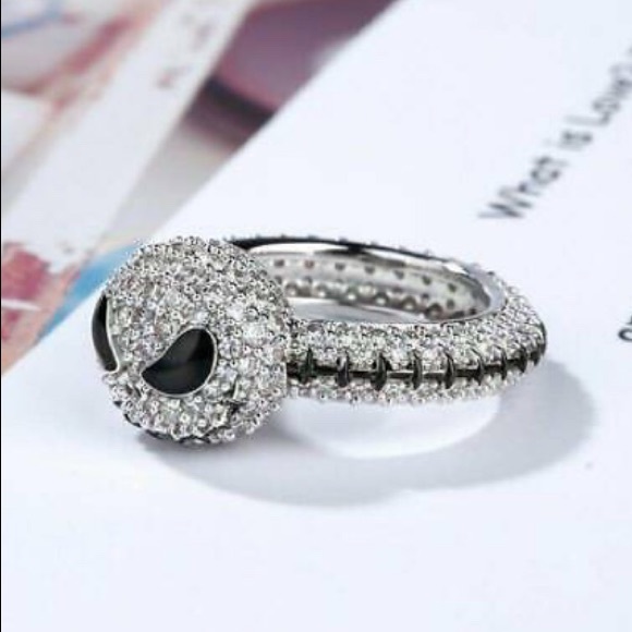 Jack Skellington Ring - Picture 5 of 5